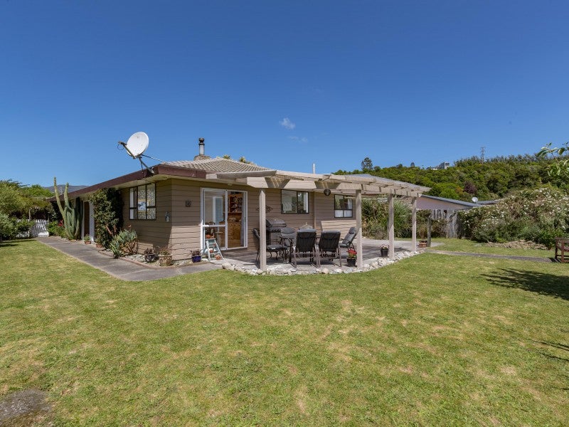 47A Gemstone Drive, Birchville, Upper Hutt - Carousel 1