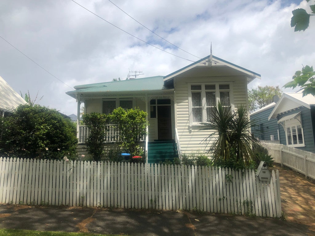 18 Browning Street, Grey Lynn, Auckland - Carousel 1