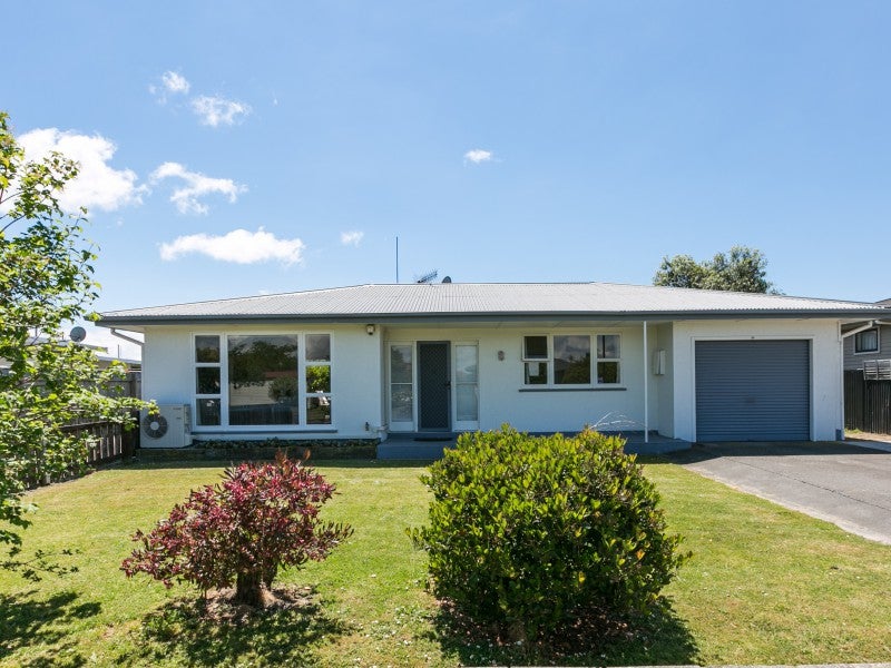 33A TRINITY CRES, PIRIMAI, NAPIER - Carousel 1