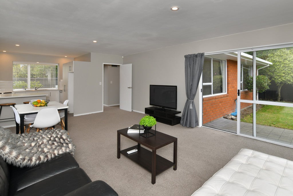 16 Coles Place, St Albans, Christchurch - Carousel 2