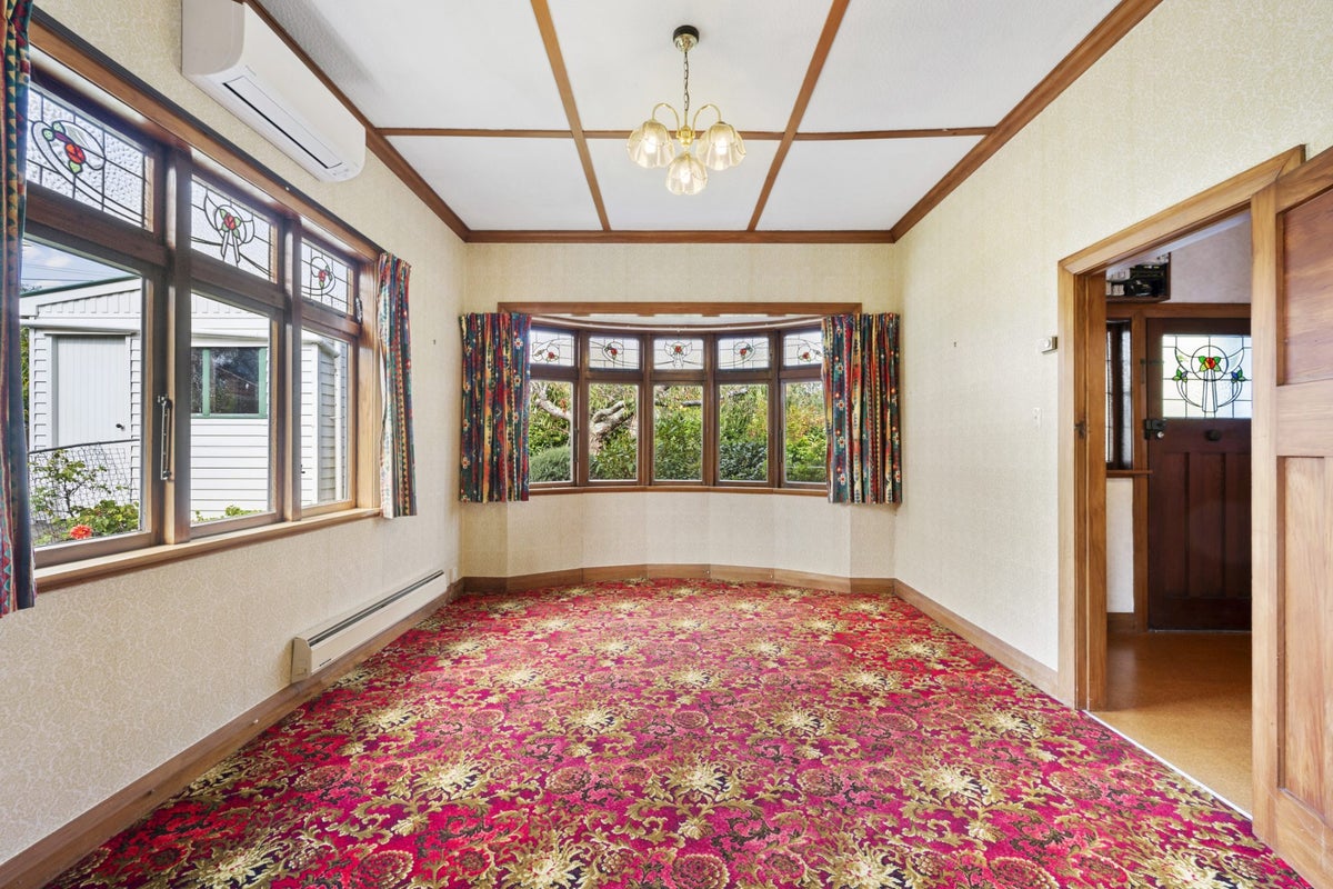 12 Marsden Avenue, Karori, Wellington - Carousel 2