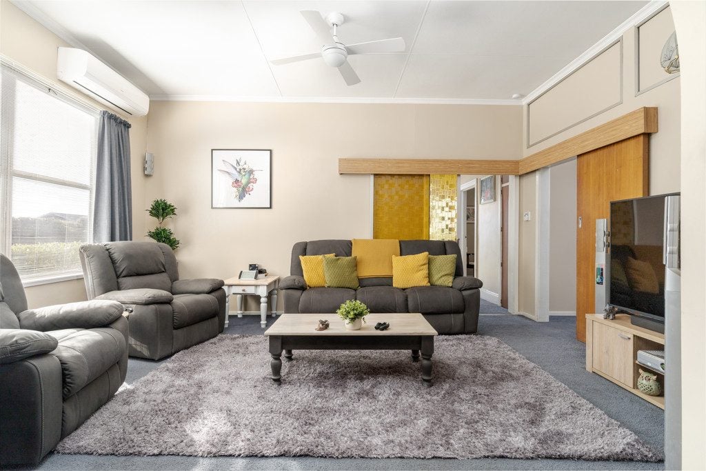 15 Wilson Street, Islington, Christchurch - Carousel 2