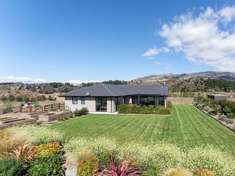15 Jackson RISE, Luggate, Luggate - Carousel 2