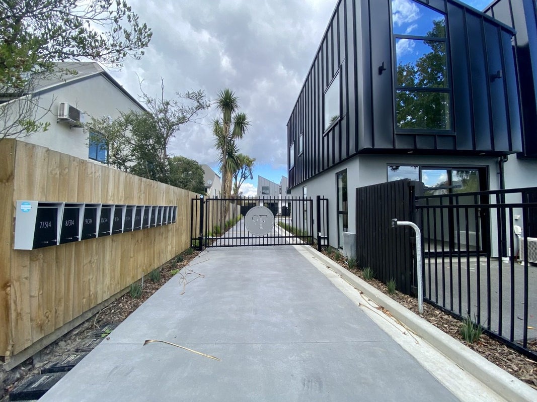 6/314 Worcester Street, Linwood, Christchurch - Carousel 11