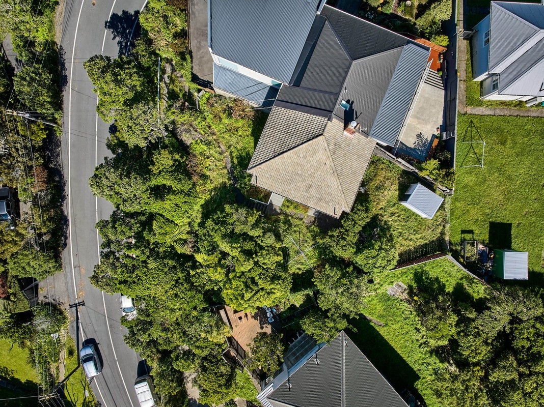 116 Homebush Road, Khandallah, Wellington - Carousel 18