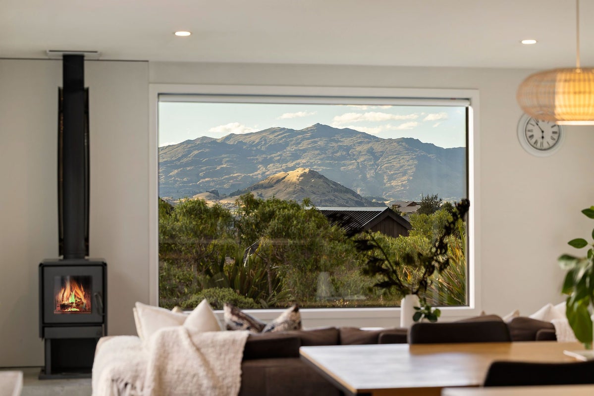 3 Caithness Court, Jacks Point, Queenstown - Carousel 15
