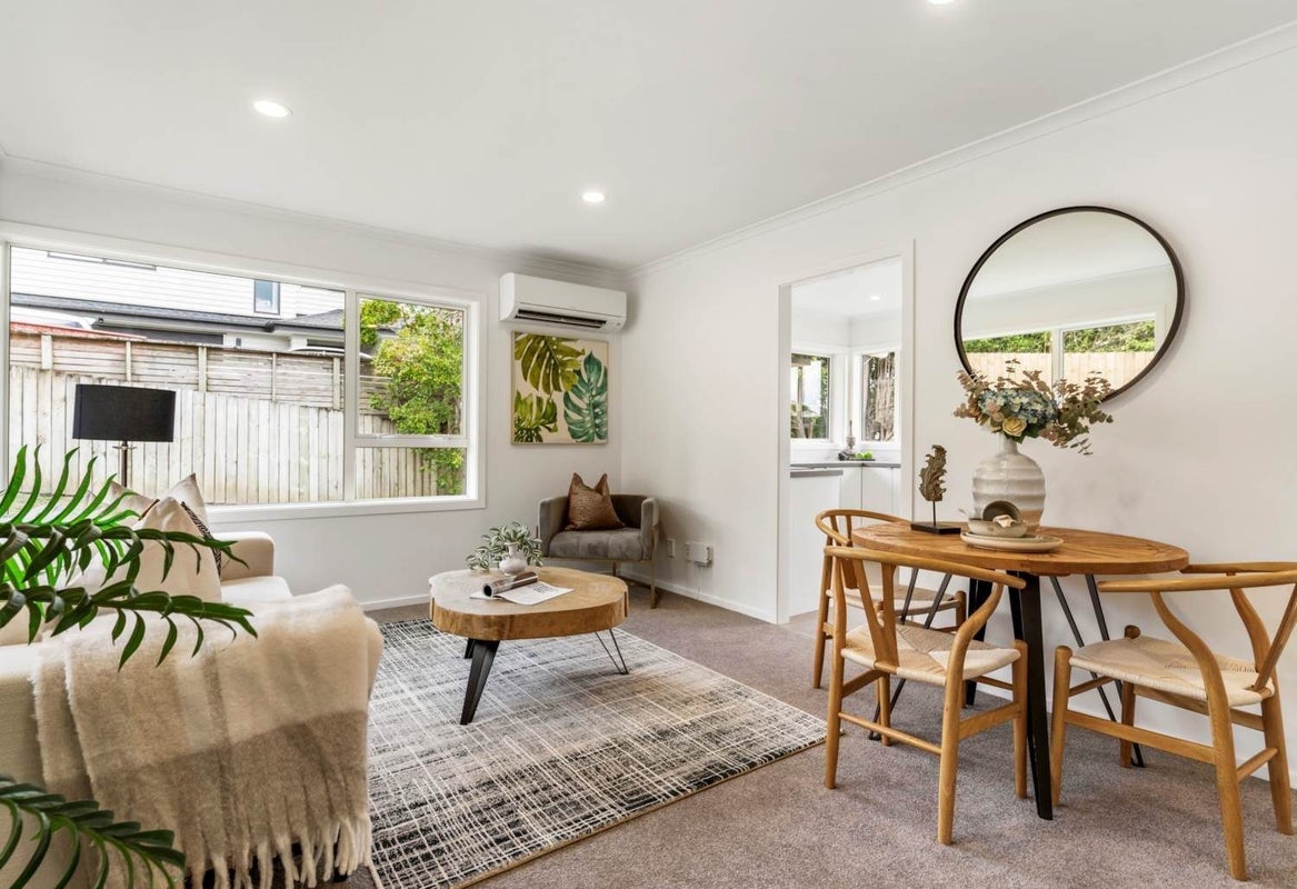 2/11 Tainui Street, Torbay, Auckland - Carousel 2