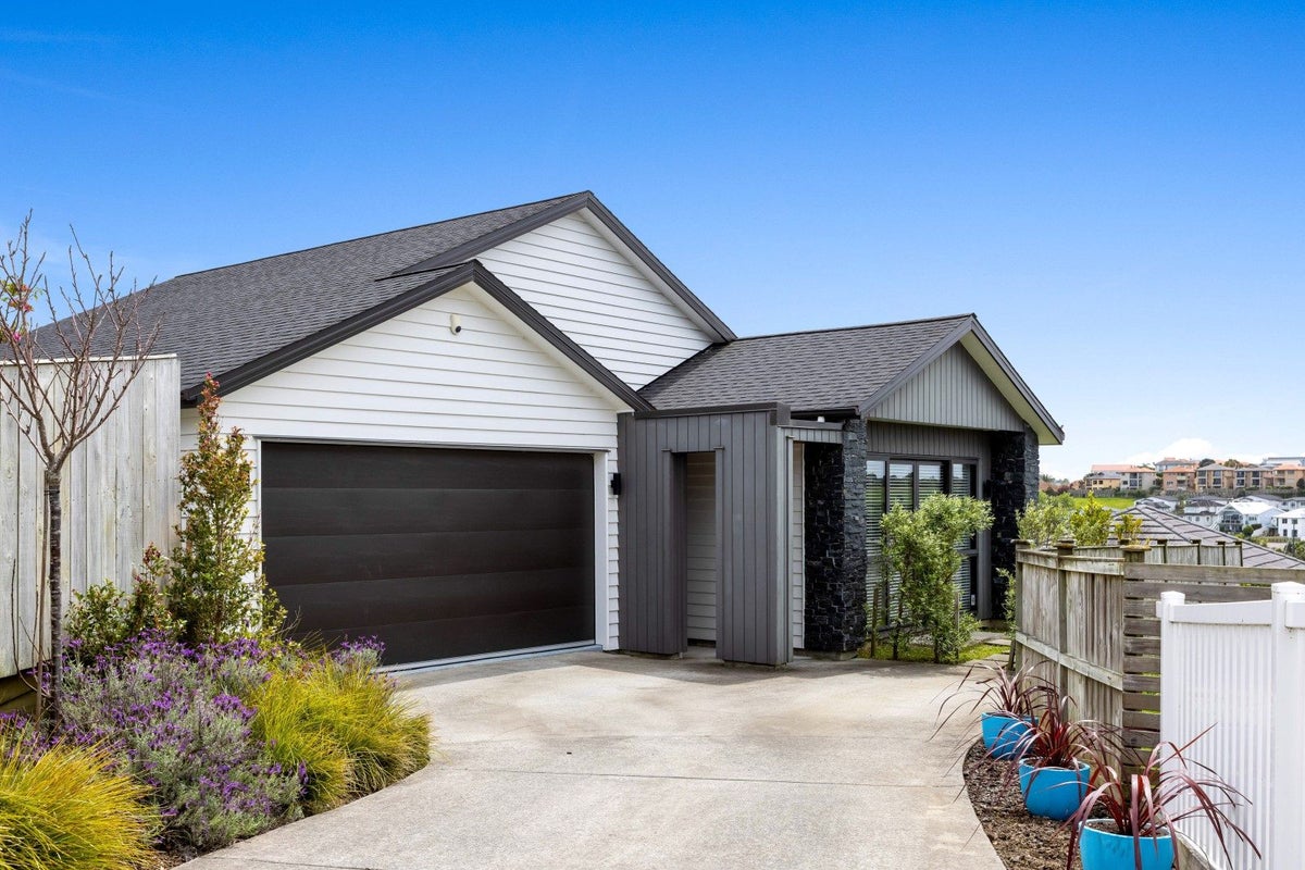 20 Kiwa Crescent, Gulf Harbour, Whangaparaoa - Carousel 1