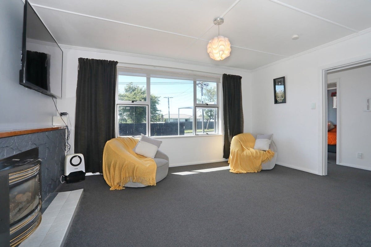 23 Leeds Street, Milson, Palmerston North - Carousel 2