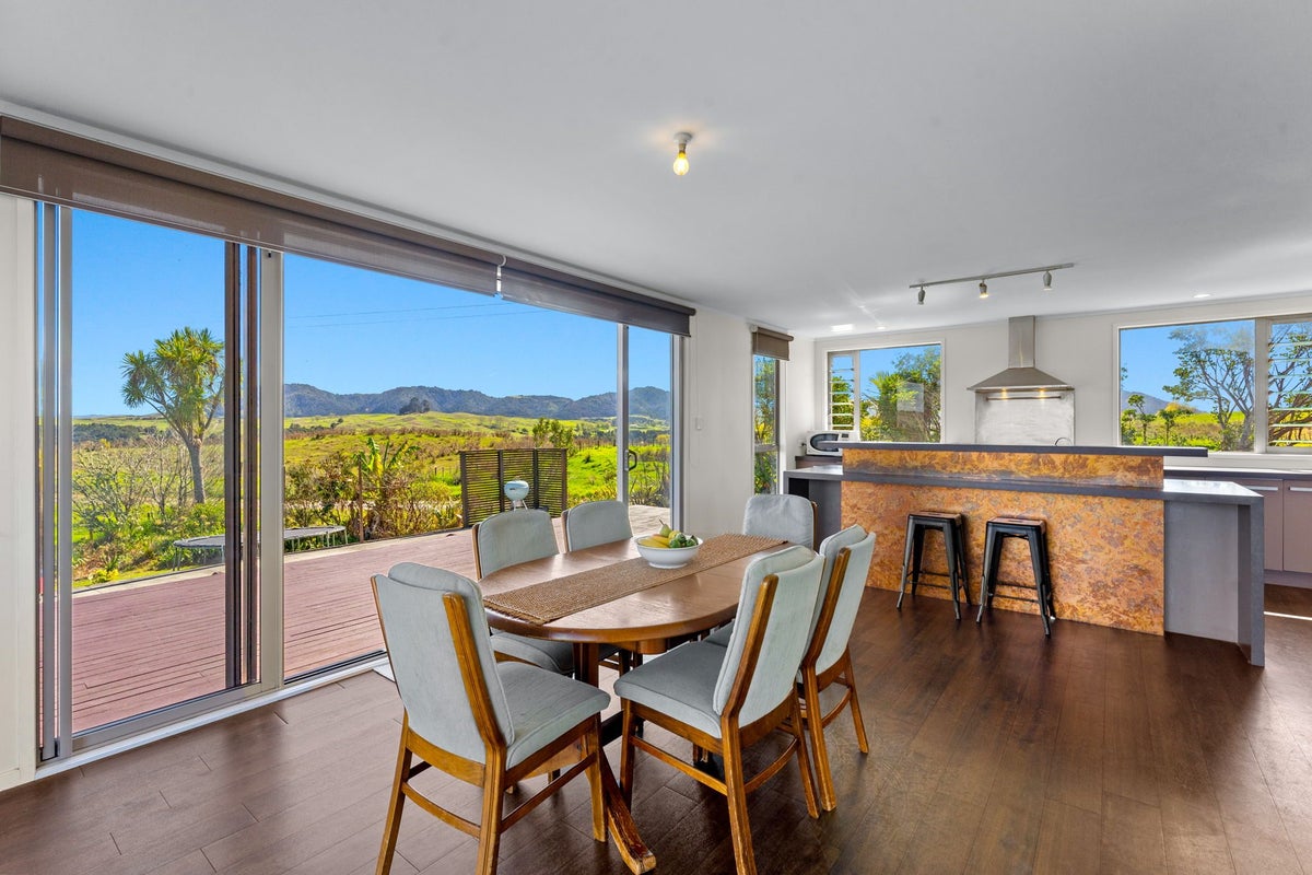 301 Ranganui Road, Kaiwaka - Carousel 2