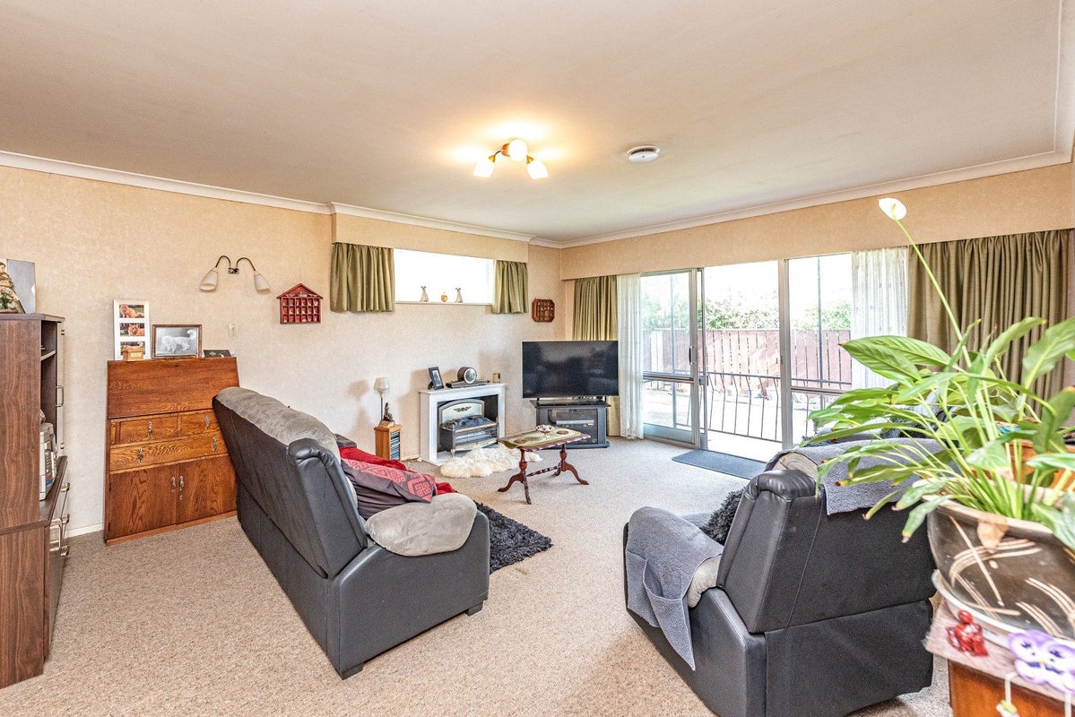 51D Nixon Street, Whanganui East, Whanganui - Carousel 2