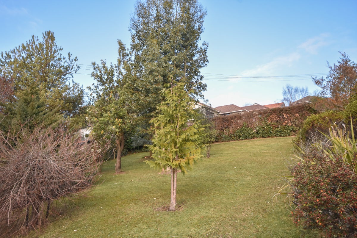 124 Main Road, Fairfield, Dunedin - Carousel 32