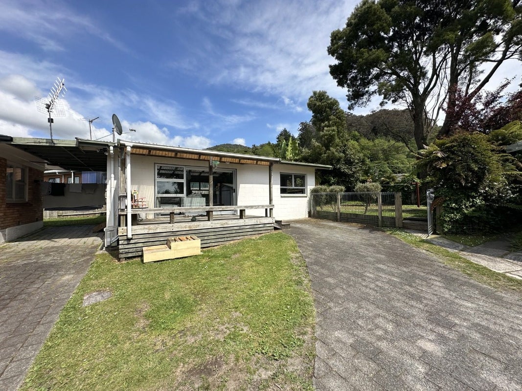 61 Fairview Road, Western Heights, Rotorua - Carousel 1