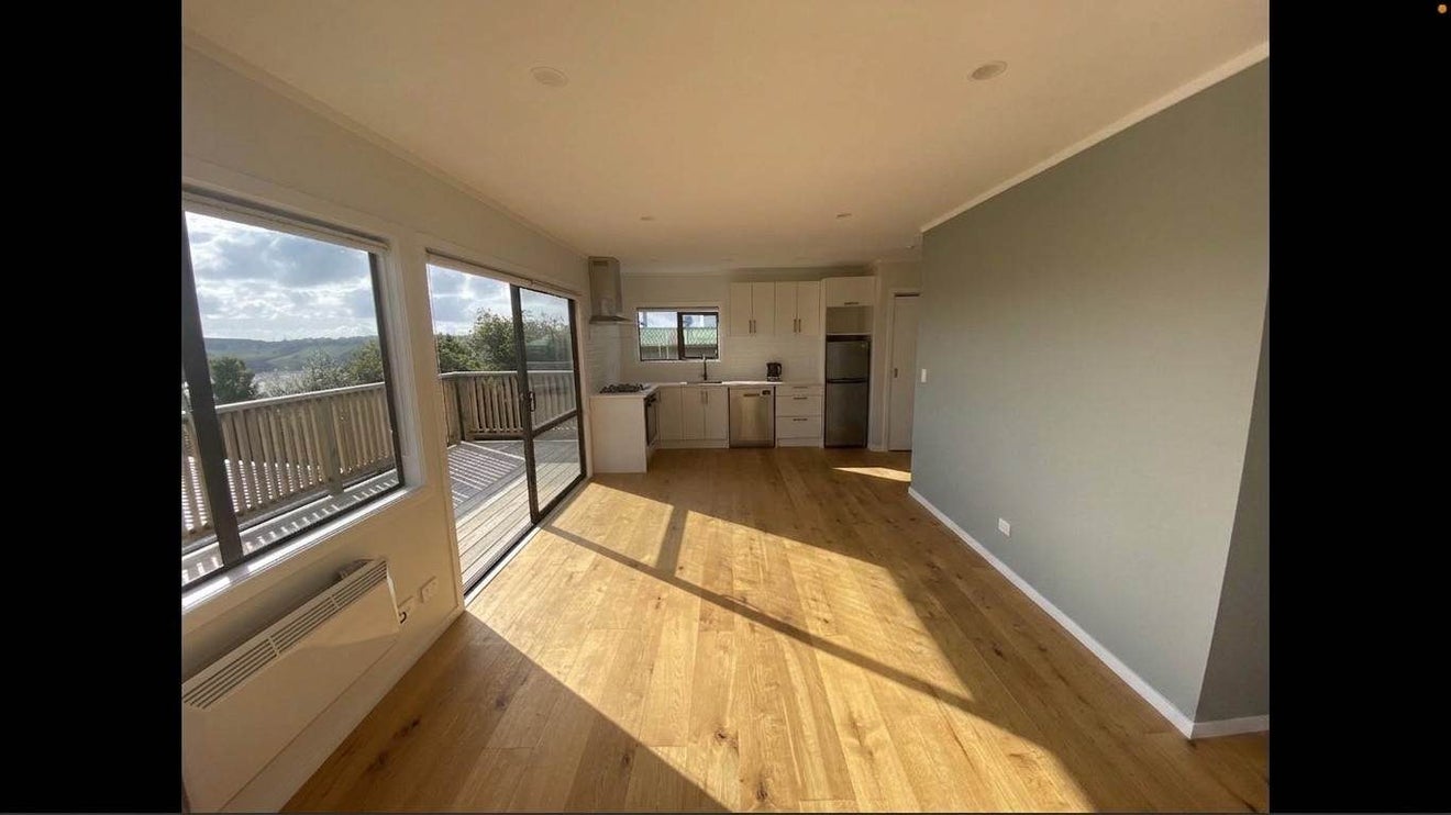 43 Everard Avenue, Army Bay, Whangaparaoa - Carousel 2