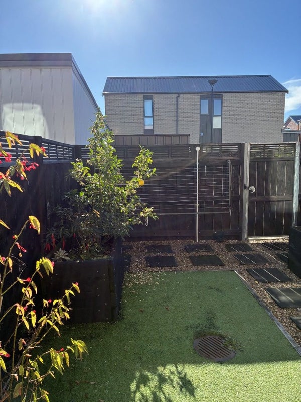 68 Manarini Road, Westgate, Auckland - Carousel 8