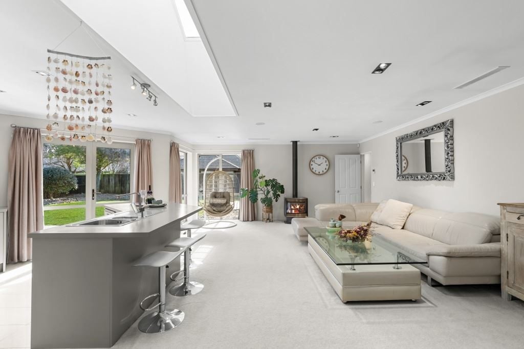 56 O'Neill Avenue, Northwood, Christchurch - Carousel 1
