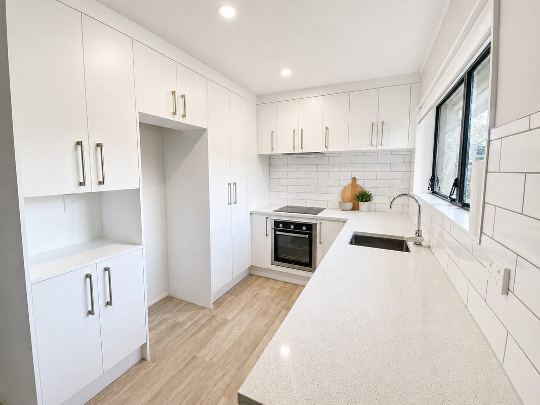 2/1A Clark Road, Pahurehure, Papakura - Carousel 2