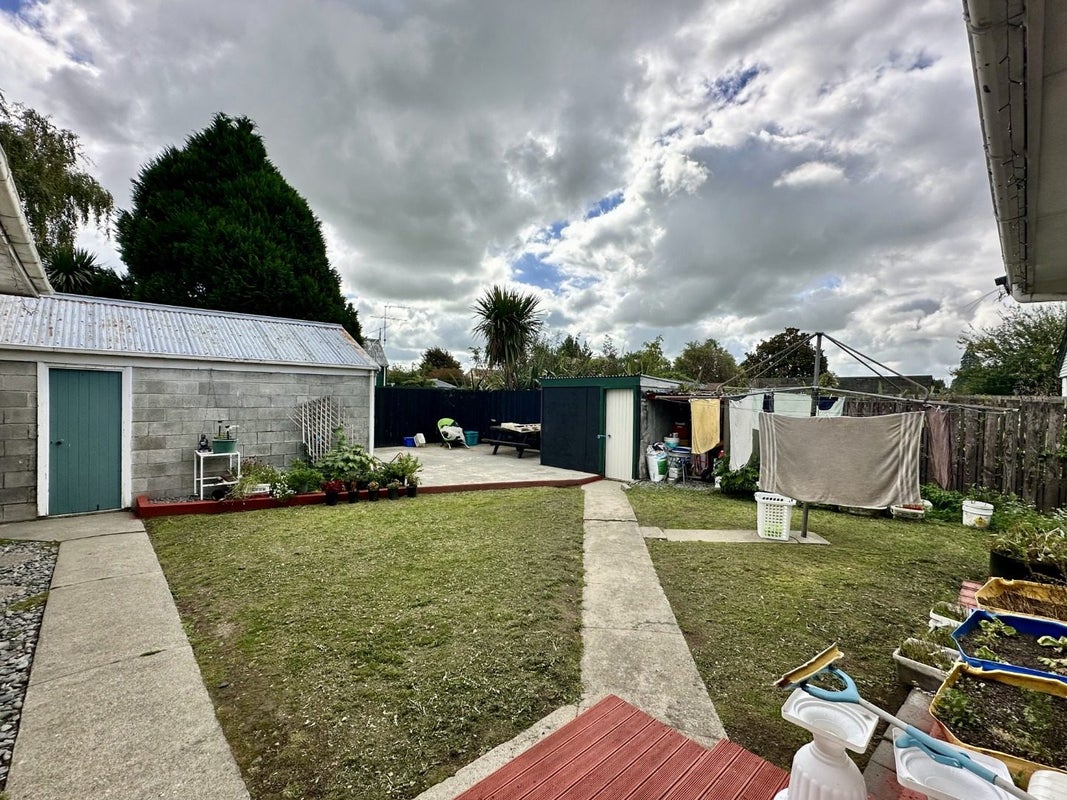 1 Kitchener Street, Netherby, Ashburton - Carousel 16