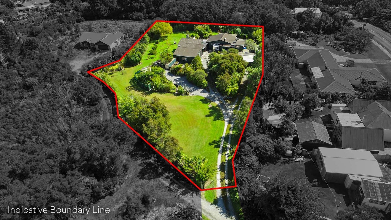 26 Banbury Street, Waimangaroa, Westport - Carousel 2