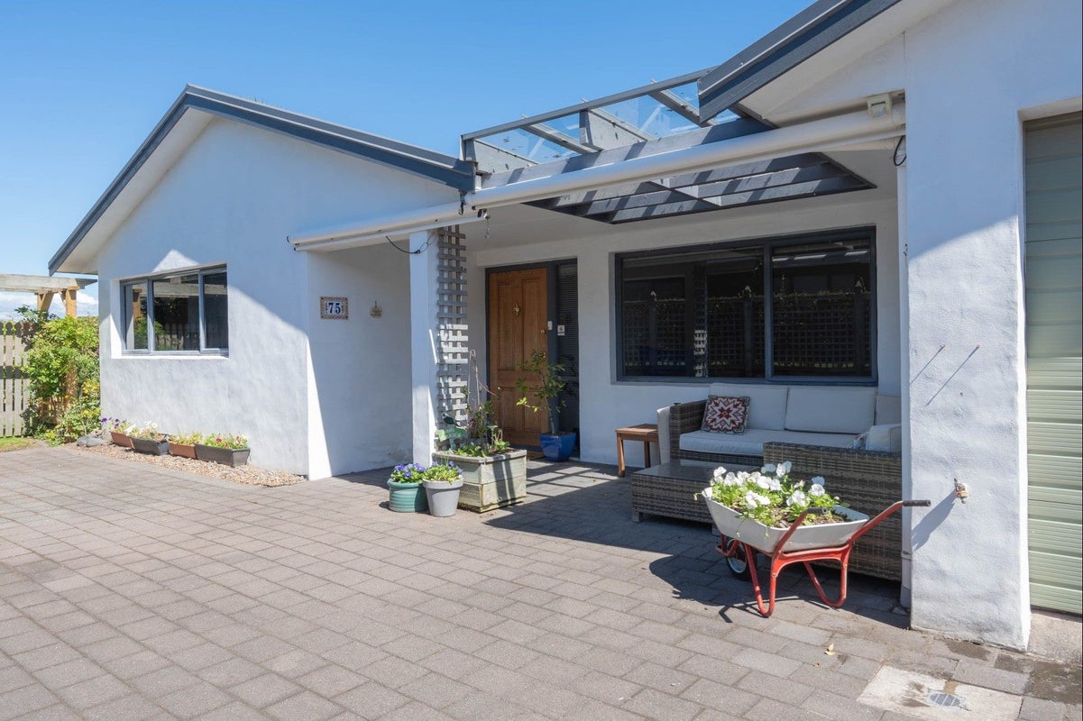 75B Harvey Street, Waipahihi, Taupo - Carousel 1
