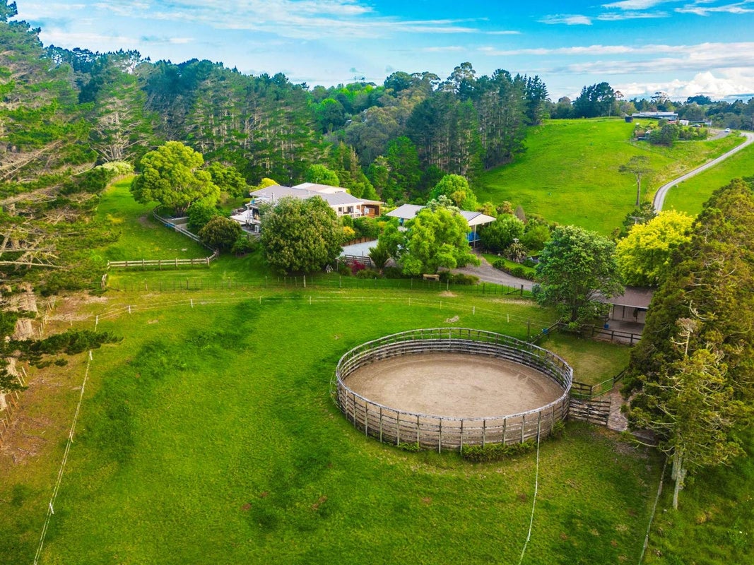 589 Dairy Flat Highway, Dairy Flat, Albany - Carousel 1