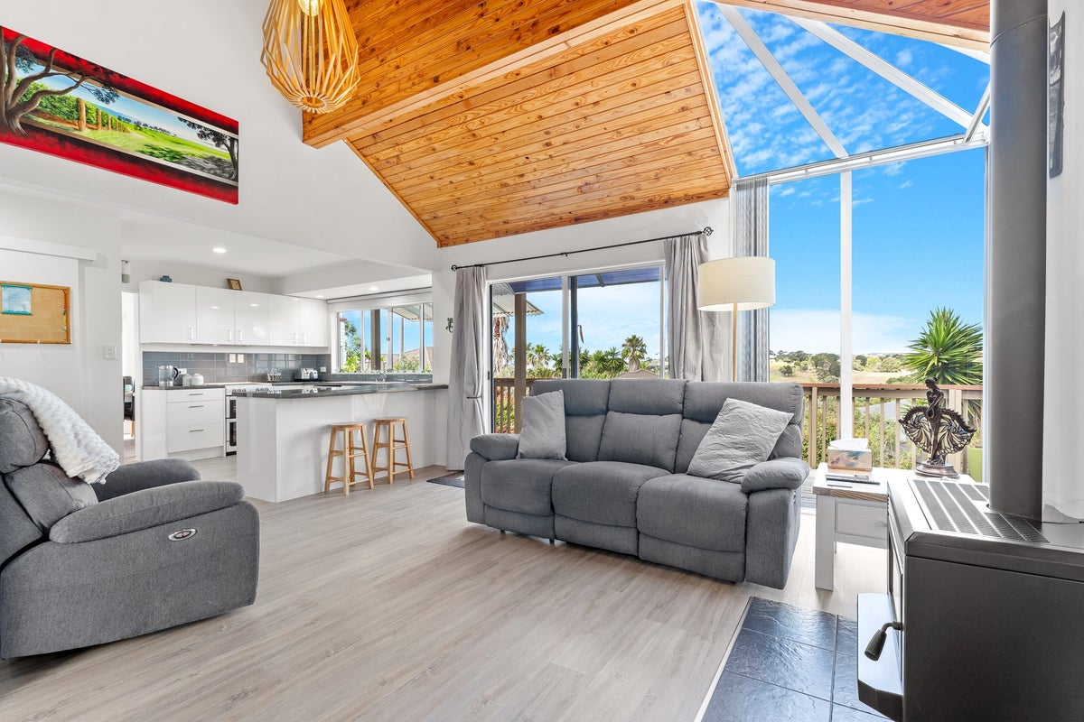 12 Castaway Place, Gulf Harbour, Whangaparaoa - Carousel 2