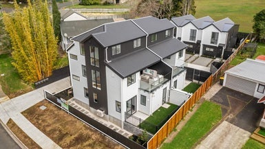 4A Weetman Drive, Browns Bay, Auckland - Carousel 1