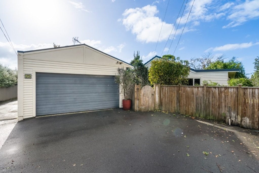 25 Comries Road, Chartwell, Hamilton - Carousel 2