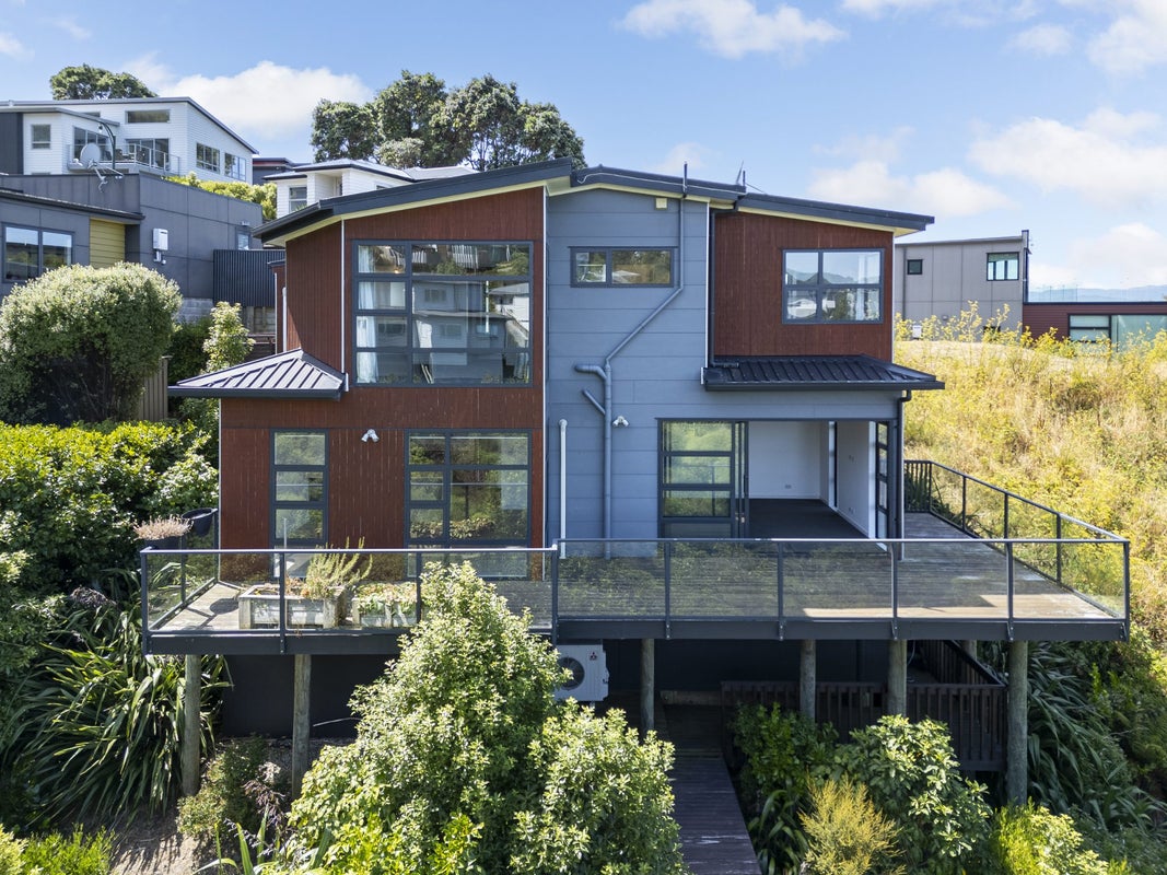 6 Satchell Way, Kaiwharawhara, Wellington - Carousel 18