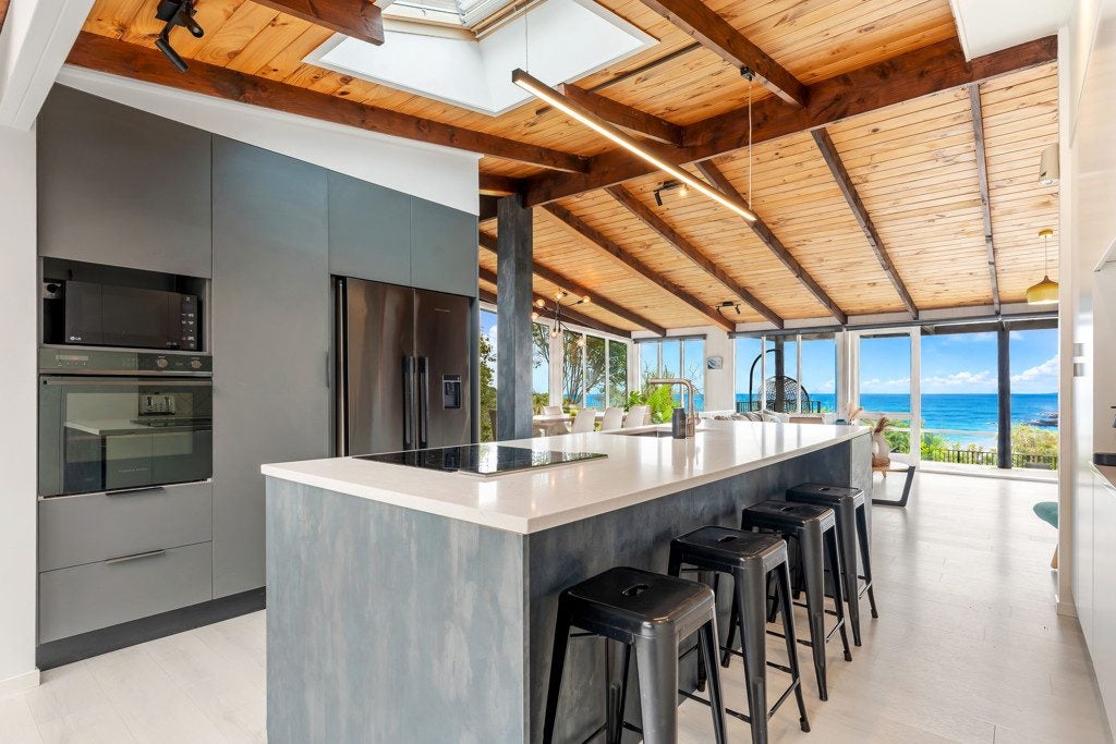 73 Roberts Road, Matakatia Bay, Rodney, Auckland - Carousel 1