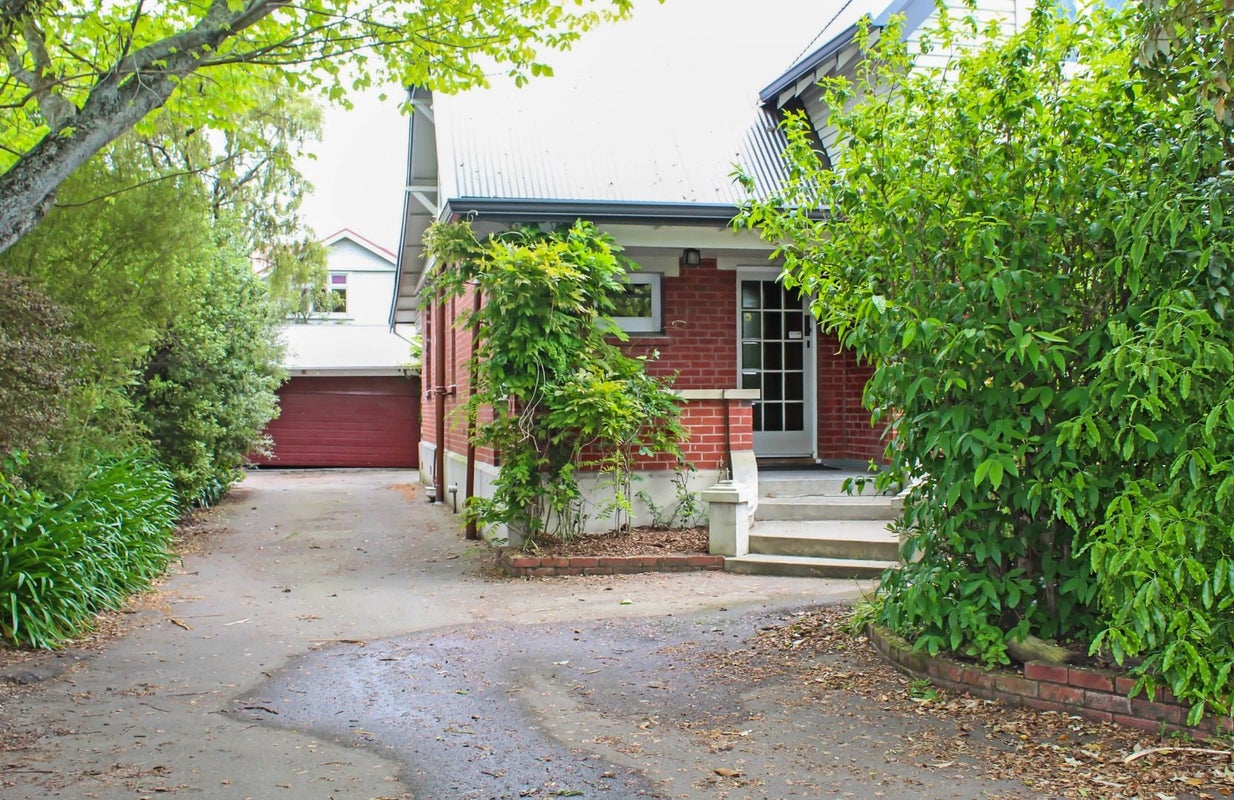 34 Russell Street, Palmerston North, Palmerston North - Carousel 18