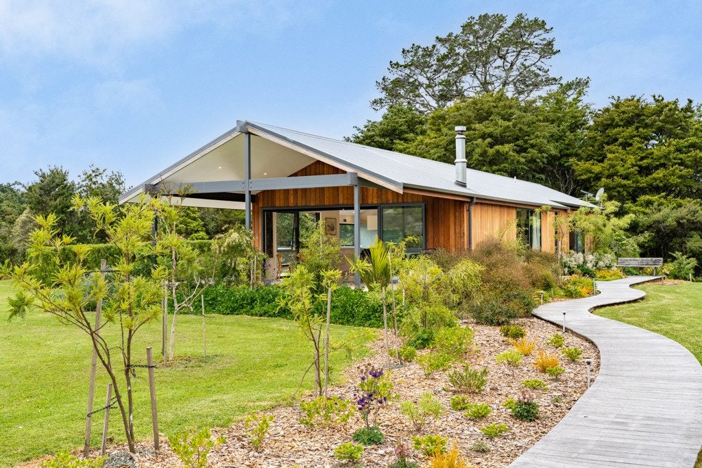 65 Brooke Lane, Kaiwaka - Carousel 2