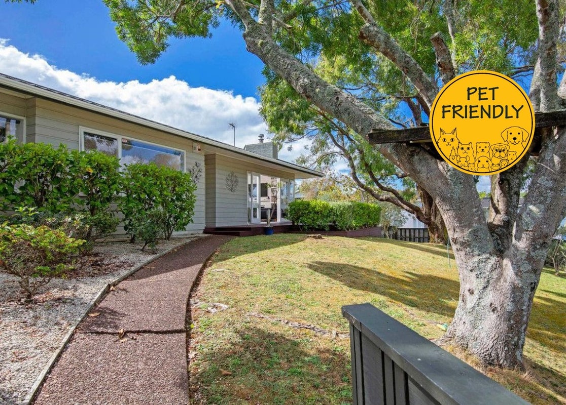 98 Angelo Avenue, Howick, Auckland - Carousel 1