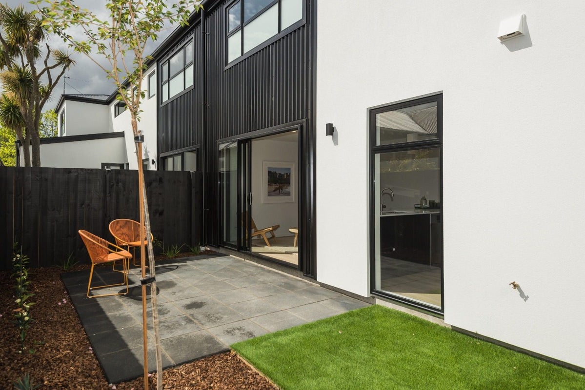 2/113 Bishop Street, St Albans, Christchurch - Carousel 12