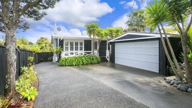 160 Deep Creek Road, Torbay, Auckland - Carousel 1