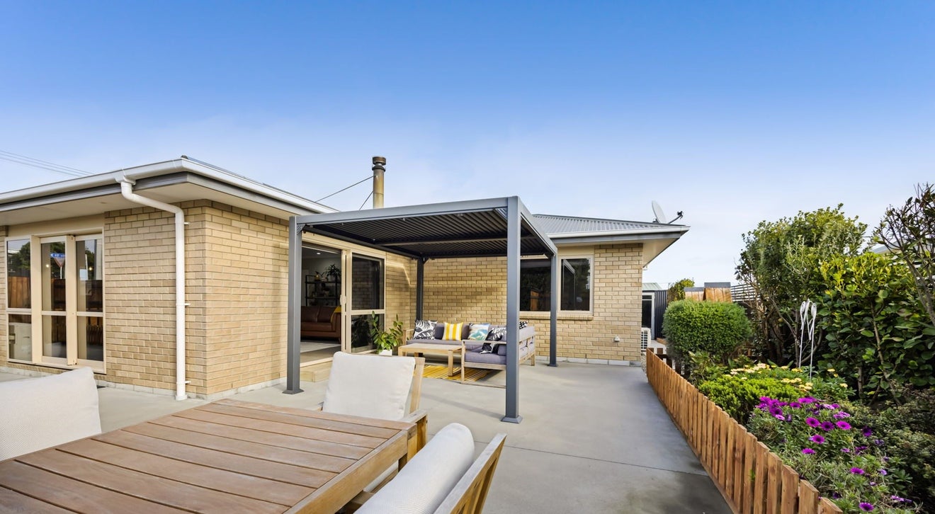 17 Hira Street, Hawera - Carousel 1