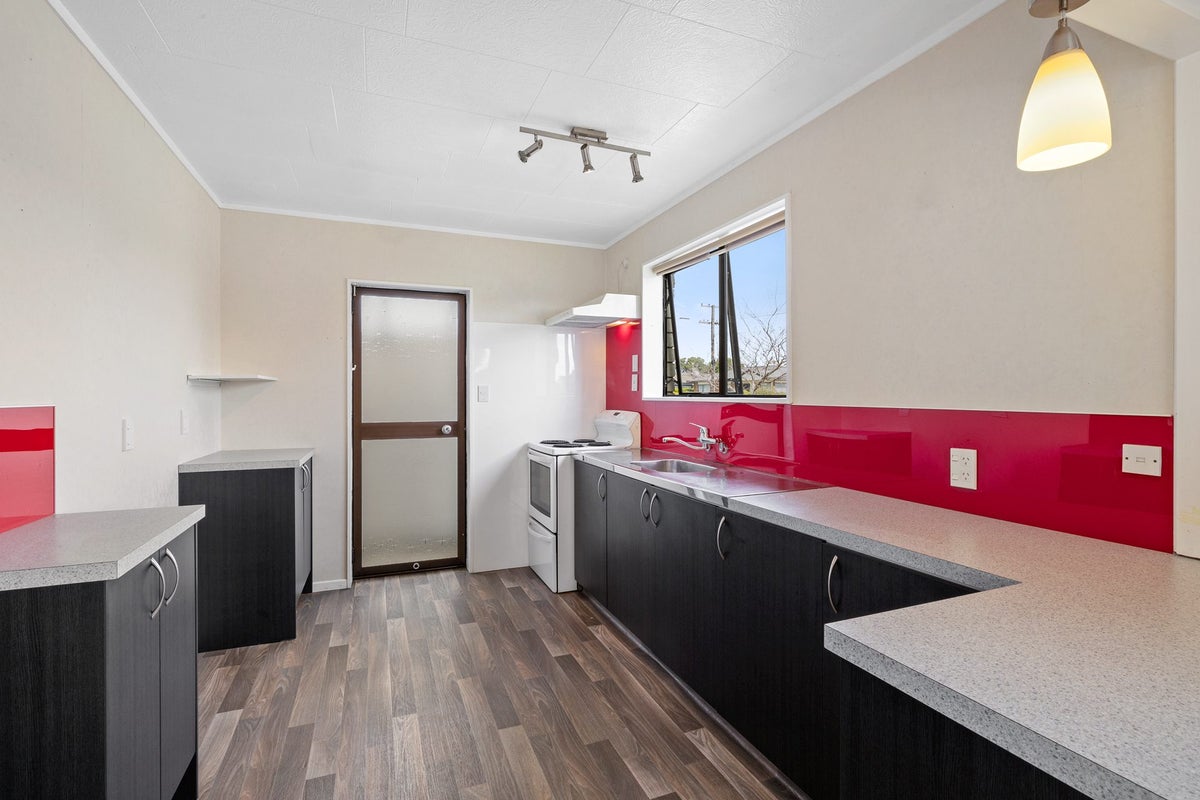 151A Carrington Street, Lower Vogeltown, New Plymouth - Carousel 2