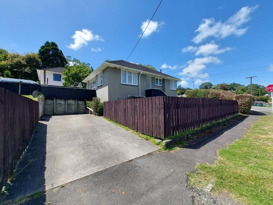 2 Camden Street, Vogeltown, New Plymouth - Carousel 2