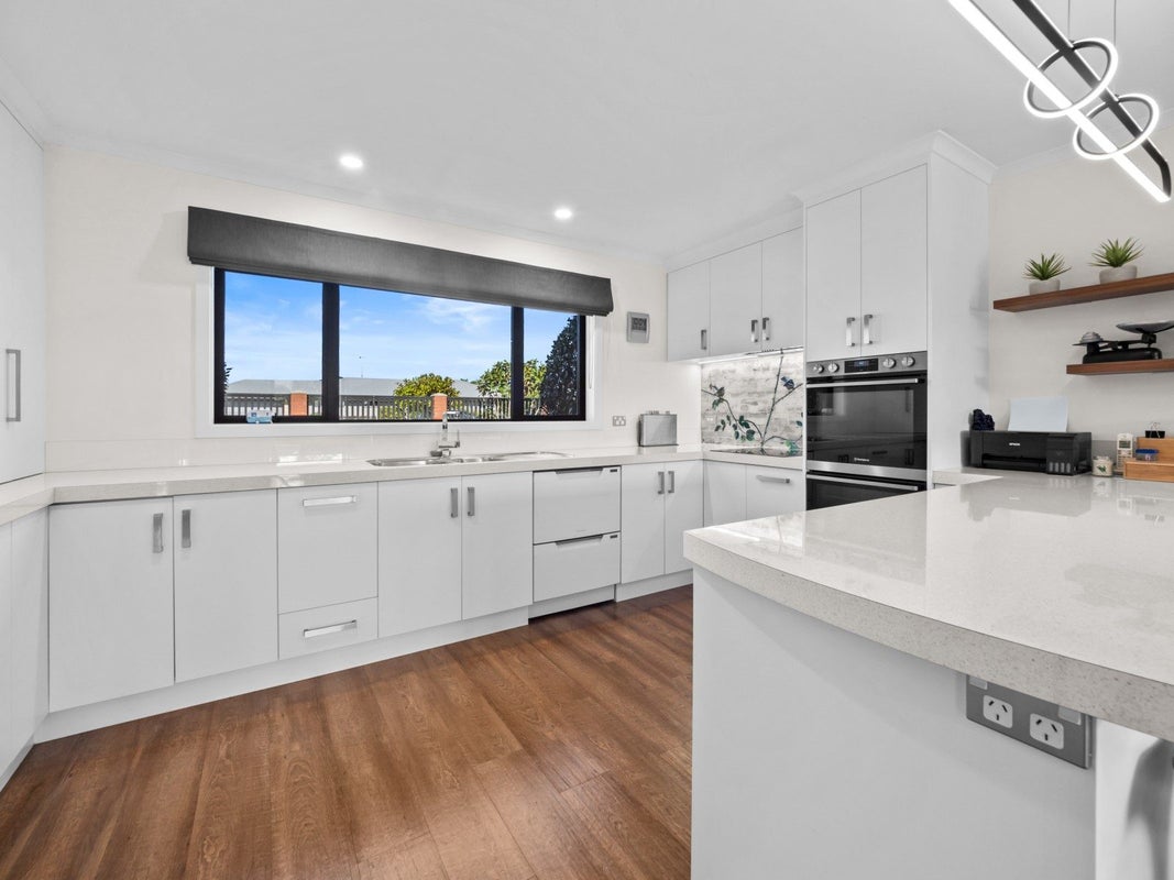 7 Magnolia Drive, Netherby, Ashburton - Carousel 2