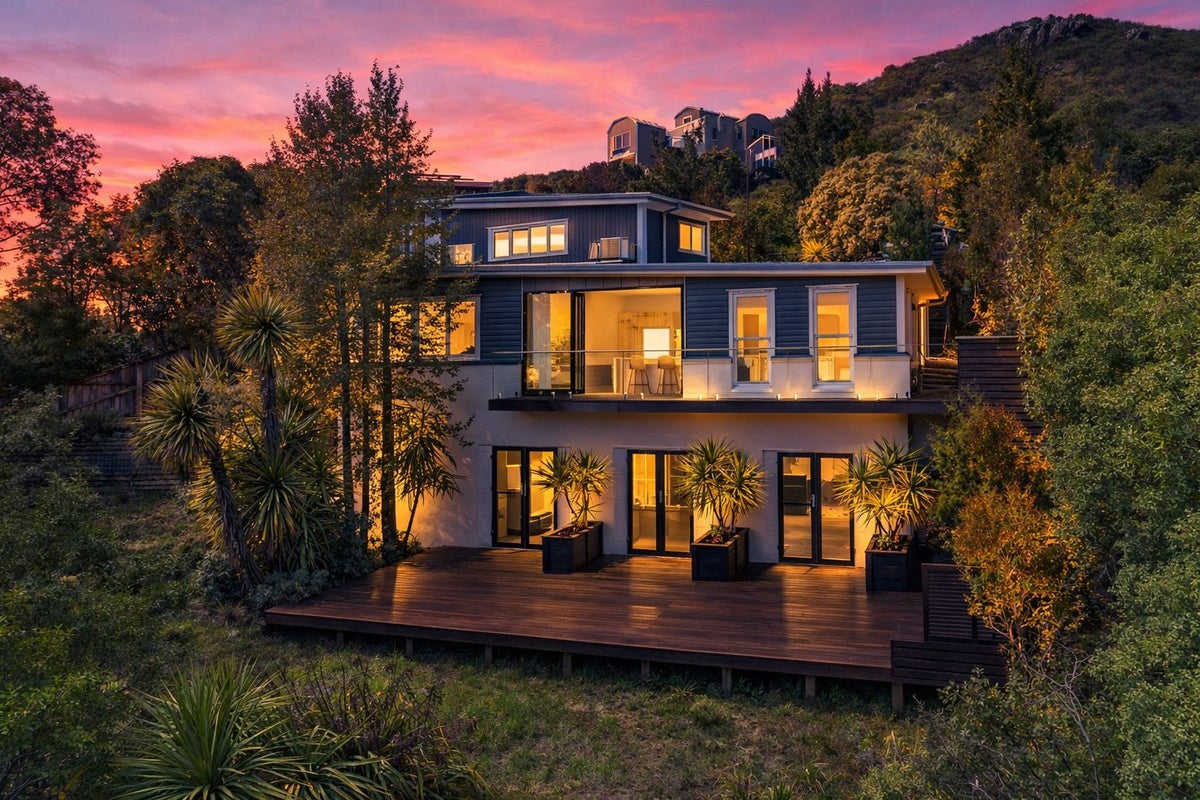 3 Stonehaven Terrace, Hillsborough, Christchurch - Carousel 1