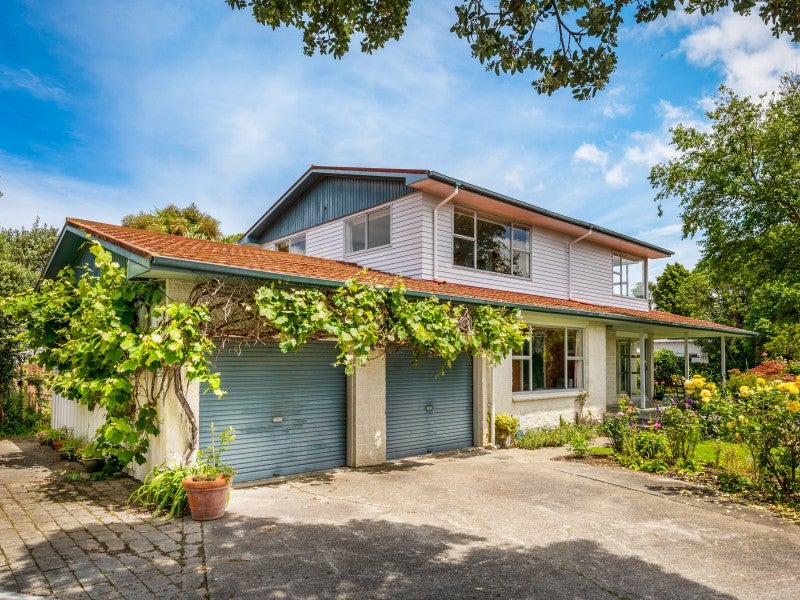 26 Orr Crescent, Hutt Central, Lower Hutt - Carousel 1