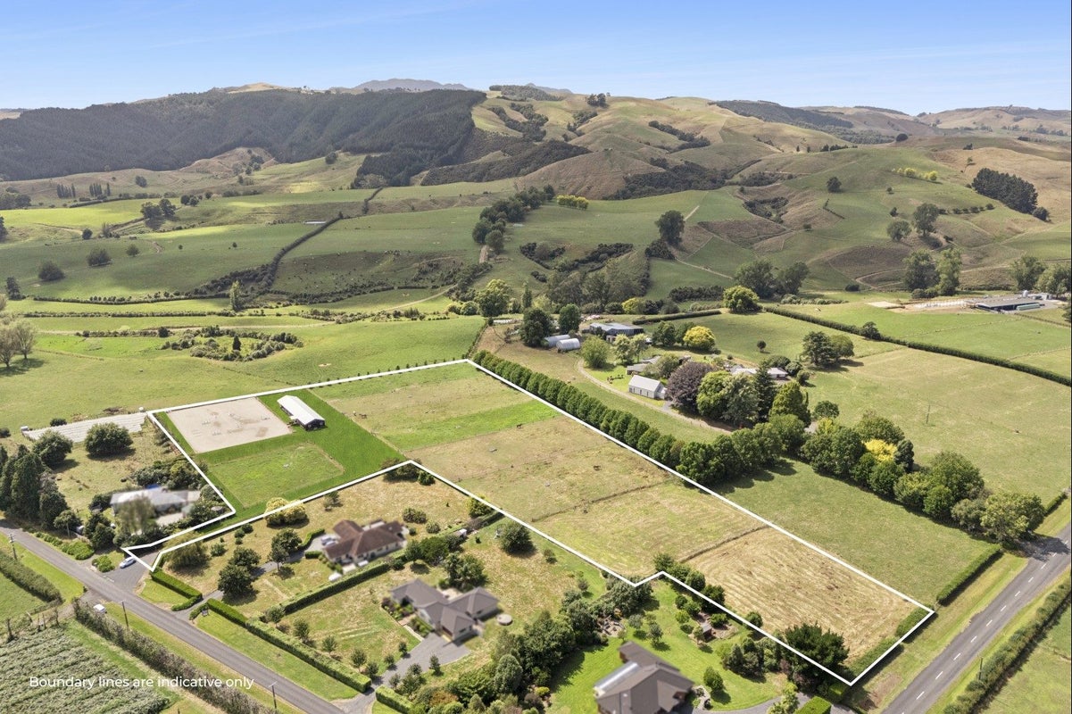 18 Judge Road, Rotoorangi, Cambridge - Carousel 1