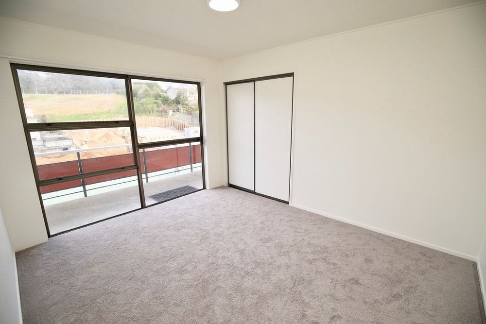 9/10 Hunter Street, Hamilton Lake, Hamilton - Carousel 11