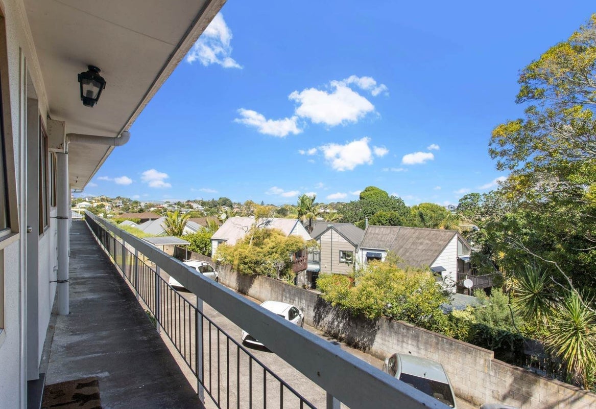 3/30 Ascot Avenue, Remuera, Auckland - Carousel 2