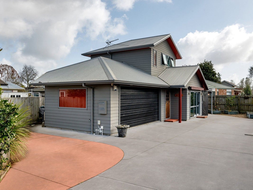 39A Brookfield Street, Hamilton East, Hamilton - Carousel 1