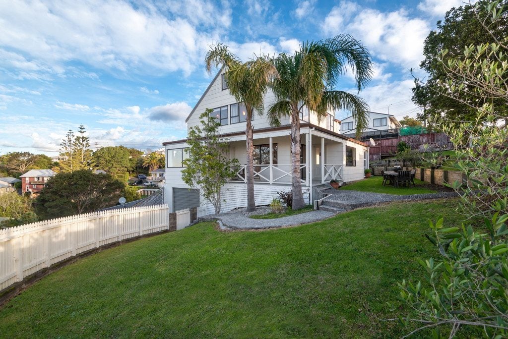 1/163 Oaktree Avenue, Browns Bay, Auckland - Carousel 24