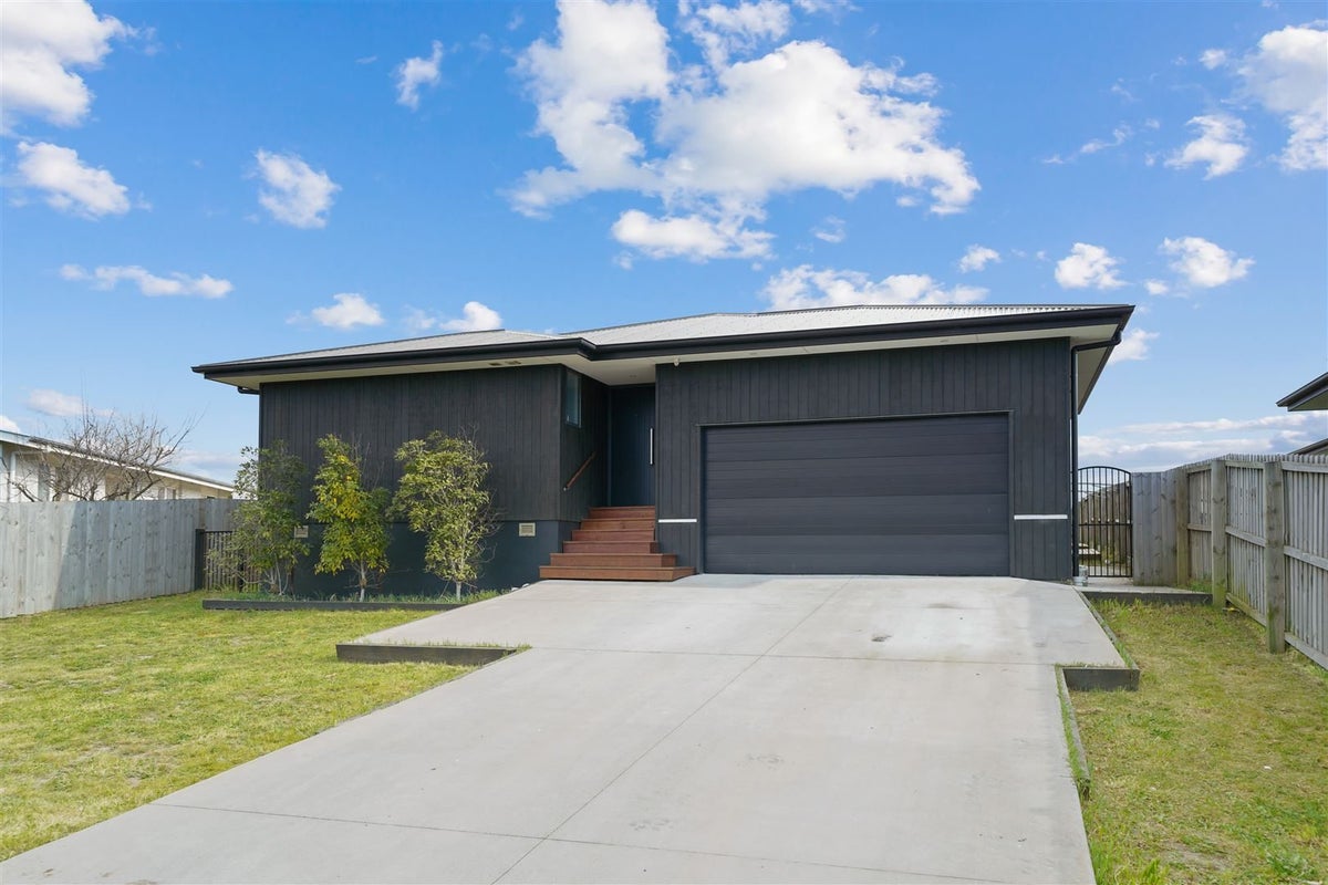 91 Rowses Road, Aranui, Christchurch - Carousel 1