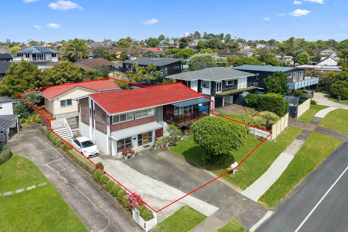 25 Whiteacres Drive, Sunnyhills, Auckland - Carousel 1
