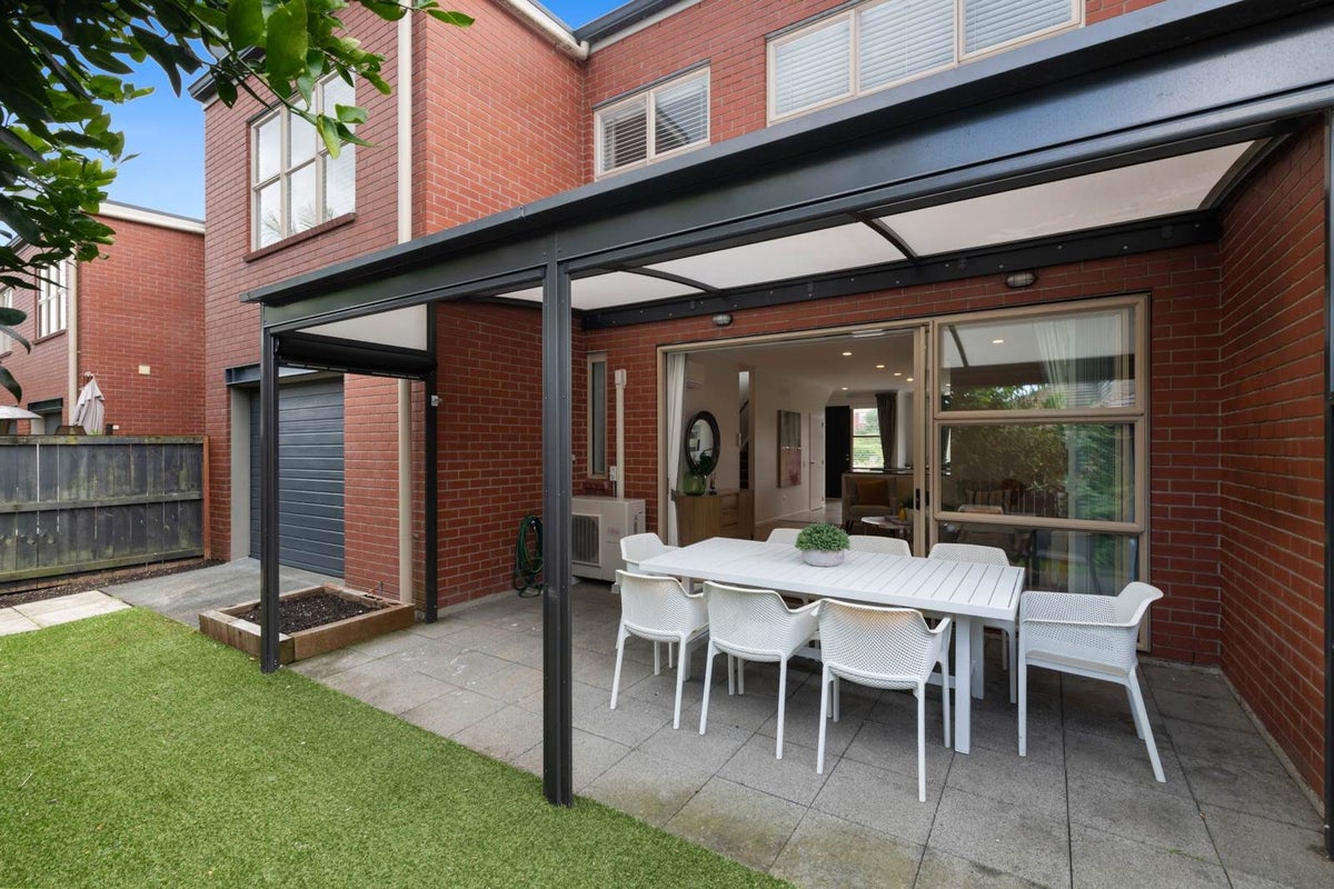 23 Singleton Avenue, Stonefields, Auckland - Carousel 2