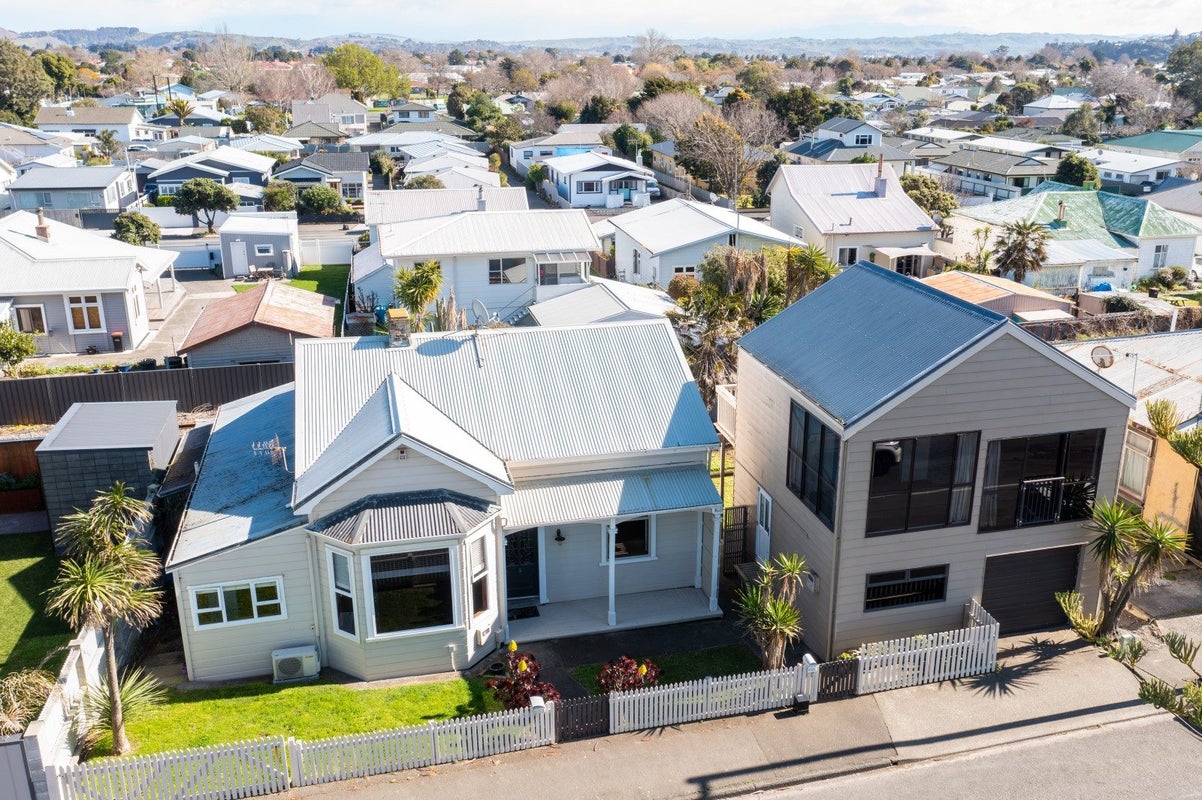 653 Marine Parade, Napier South, Napier - Carousel 39